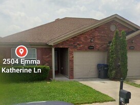 2504 Emma Katherine Ln in Louisville, KY - Building Photo