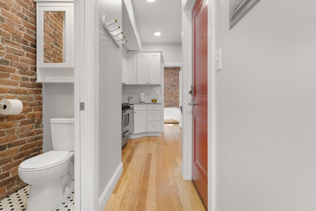 15 Snow Hill St in Boston, MA - Building Photo - Building Photo
