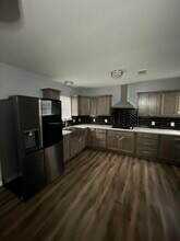 2478 San Jacinto St in Beaumont, TX - Building Photo - Building Photo