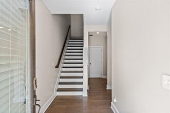 2180 Colvin Ct NW in Atlanta, GA - Building Photo - Building Photo