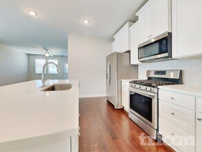 142 Yellowbark St, Unit 514 in Hays, TX - Building Photo - Building Photo