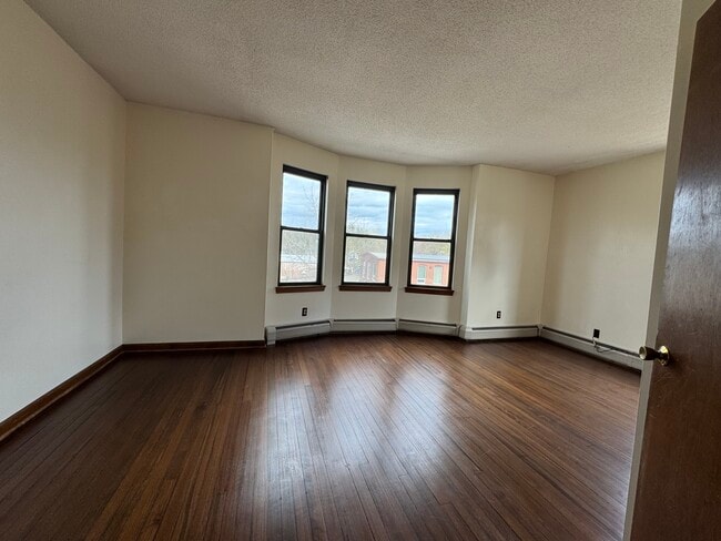 67 E Main St, Unit 65-B