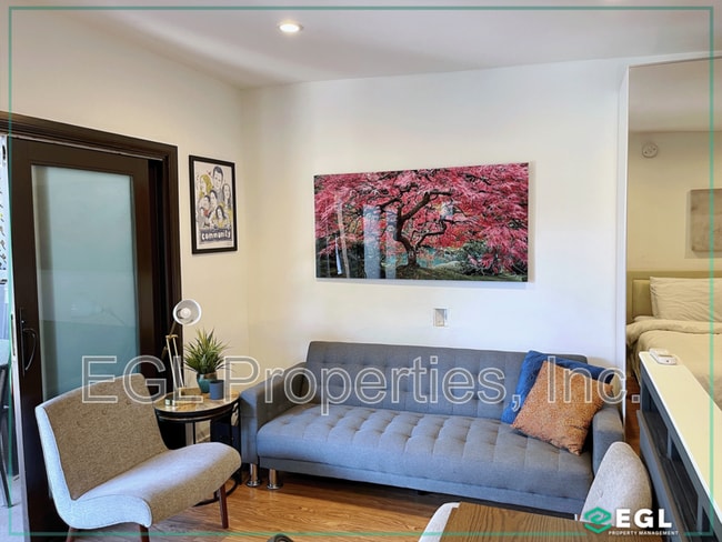6657 Lindenhurst Ave in Los Angeles, CA - Building Photo - Building Photo