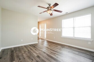 14 Grosbeak Ln in Durham, NC - Foto de edificio - Building Photo