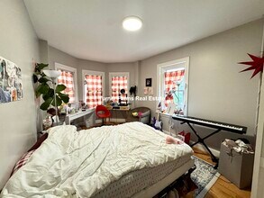106 Berkshire St, Unit 124-3 in Cambridge, MA - Building Photo - Building Photo