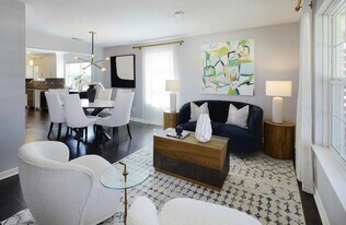 10282 Vinemont St in Dallas, TX - Building Photo