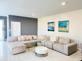 1968 NW 25th Ave in Miami, FL - Building Photo