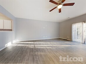 3038 Deerborne Ct in Atlanta, GA - Building Photo - Building Photo