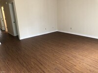1801 Sara Dr photo'