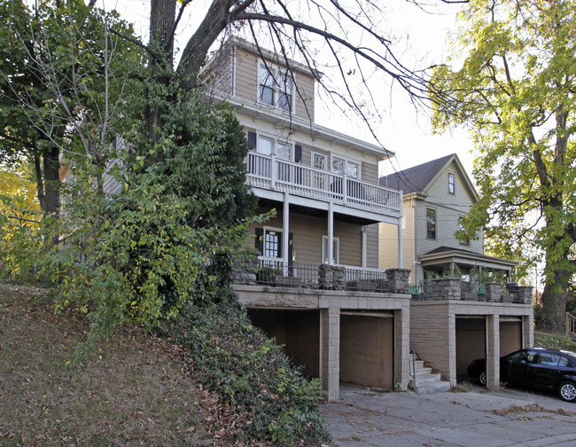 6202 Cortelyou Ave in Cincinnati, OH - Building Photo - Building Photo