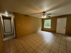 5177 Haynes Dr in Horn Lake, MS - Building Photo - Building Photo