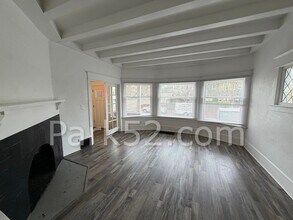 1406 S 6th Ave in Tacoma, WA - Building Photo - Building Photo