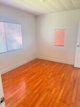 408 S 3rd St in Alhambra, CA - Foto de edificio - Building Photo