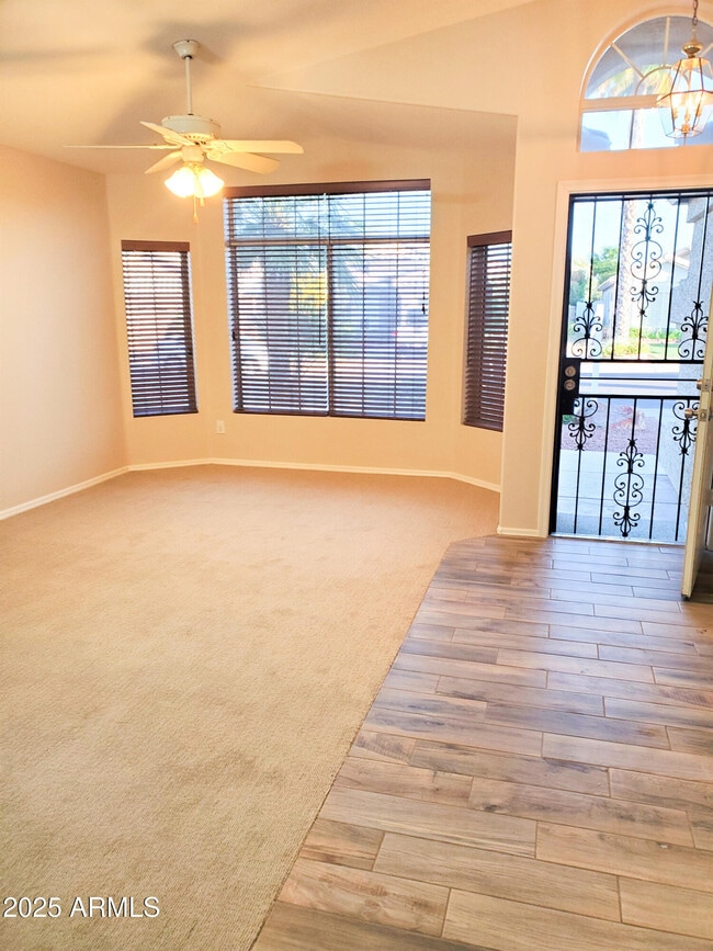 2214 E Monona Dr in Phoenix, AZ - Building Photo - Building Photo