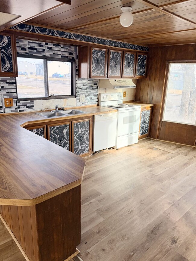 900 Eve Dr in Idaho Falls, ID - Building Photo - Building Photo