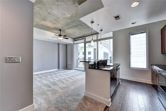 44 Peachtree Pl NE in Atlanta, GA - Building Photo - Building Photo