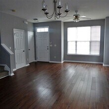 208 Bedwin Ct in Mauldin, SC - Building Photo - Building Photo