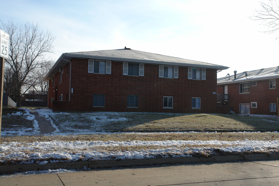 113 NW College Ave in Ankeny, IA - Building Photo