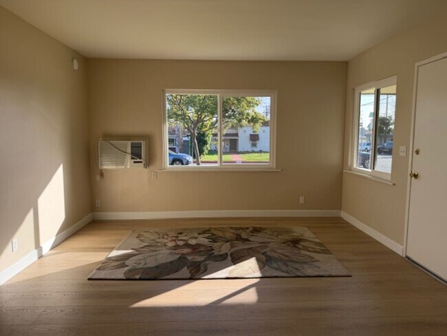 405 E Puente St-Unit -407 in Covina, CA - Building Photo - Building Photo