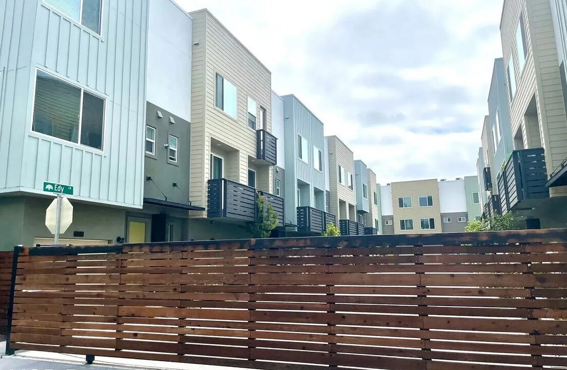 932 Edy Ln in Oakland, CA - Building Photo