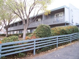 2450 Sutro St Apartments