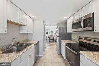 12462 Skipper Cir in Woodbridge, VA - Building Photo - Building Photo