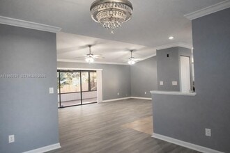 2573 SW Cain St in Port St. Lucie, FL - Building Photo - Building Photo