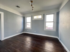 79 Stevens Ave, Unit 2 in Jersey City, NJ - Building Photo - Building Photo