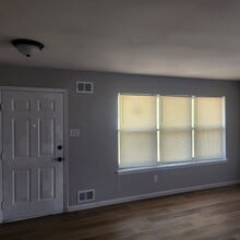 4 Logan Ct in Sicklerville, NJ - Building Photo - Building Photo