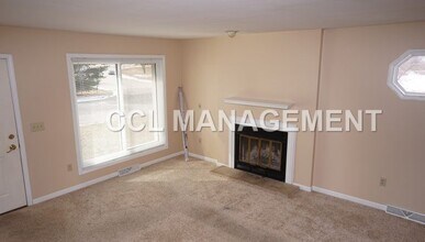 2704 Norwich St in Fitchburg, WI - Building Photo - Building Photo