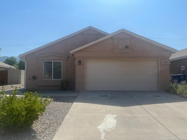 property at 440 Adirondack Pl SE