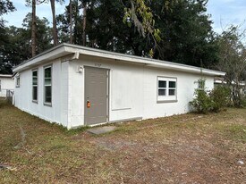5157 107th St in Jacksonville, FL - Building Photo