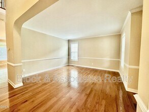 1801 Old London Way in Cary, NC - Building Photo - Building Photo