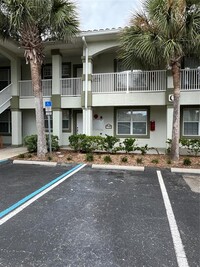 80 San Juan Dr in Palm Coast, FL - Foto de edificio - Building Photo