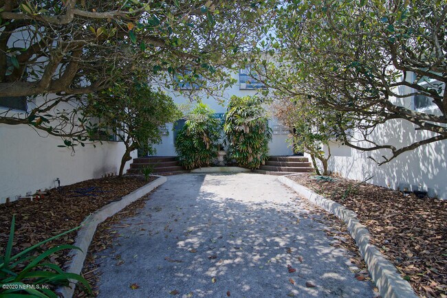 122 4th St N-Unit -C in Jacksonville Beach, FL - Building Photo - Building Photo