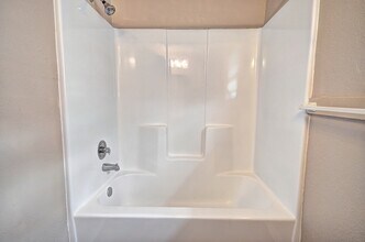 6321 Richland Plaza Dr-Unit -Apt D in North Richland Hills, TX - Foto de edificio - Building Photo