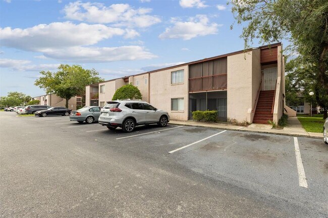 property at 2554 Lakeway Branch Dr