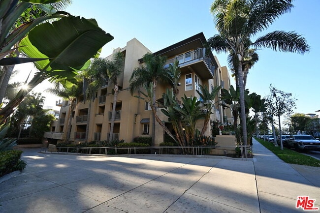 property at 5831 Seawalk Dr