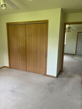 106 W South St, Unit 106 in Williamsburg, IA - Building Photo - Building Photo