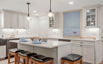 24 Summer St in Marblehead, MA - Building Photo - Building Photo