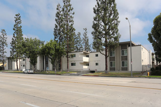 The Corinthian Apartments in Downey, CA - Building Photo - Building Photo