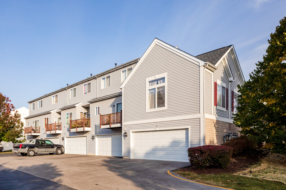 109 Enclave Cir in Bolingbrook, IL - Foto de edificio