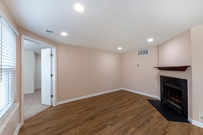 property at 4356 Pembrook Village Dr