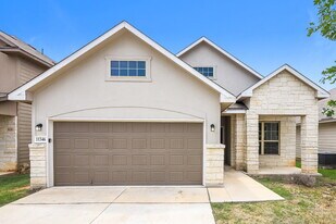11346 Charismatic in San Antonio, TX - Building Photo