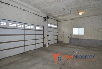 10946 Kelso Dune Dr in South Jordan, UT - Building Photo - Building Photo