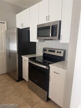 7530 Bristol Cir in Naples, FL - Building Photo - Building Photo