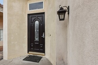 7480 Addison Rd in Rancho Cucamonga, CA - Foto de edificio - Building Photo