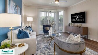 2801 Biltmore Park Dr in Orlando, FL - Building Photo