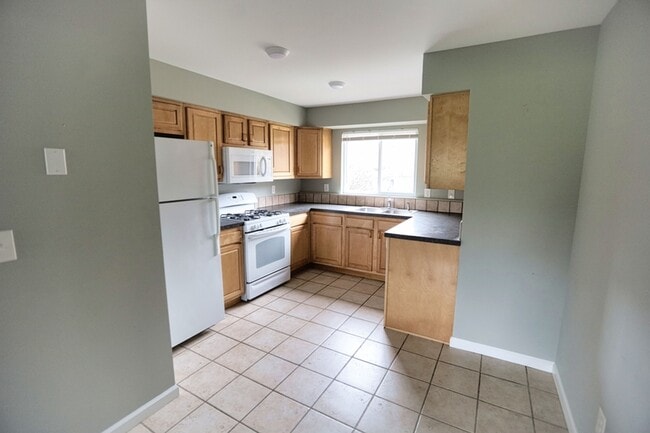 865 Grand Ave NE in Grand Rapids, MI - Building Photo - Building Photo