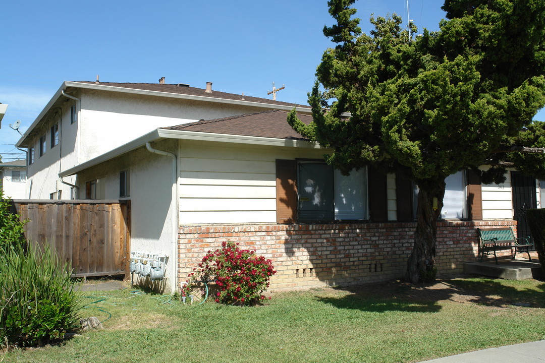 343 Greendale Way in San Jose, CA - Building Photo